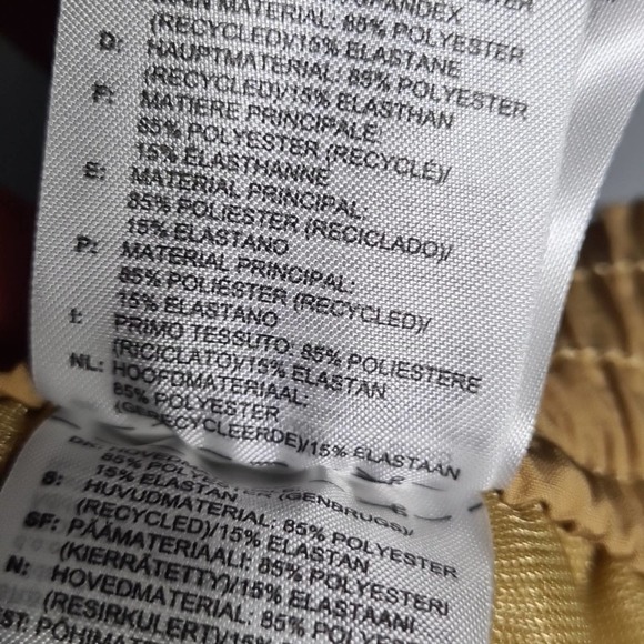 Adidas Belted Utility Shorts Size XS NWT - Picture 4 of 5